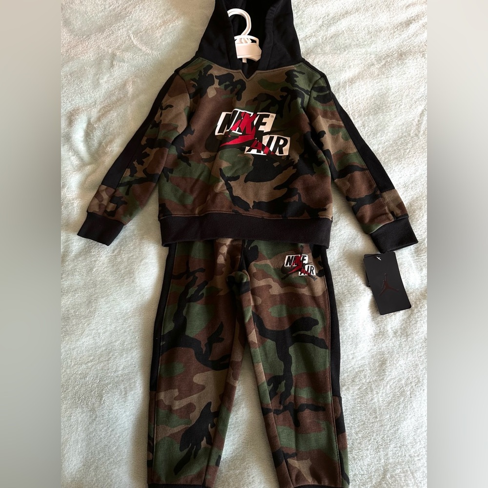 Nike Air Boys Camouflage 2 Piece Set Hoodie & Pants